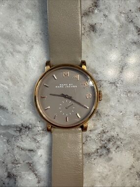 Marc by Marc Jacobs Beige Leather Watch with Gold-Tone Case